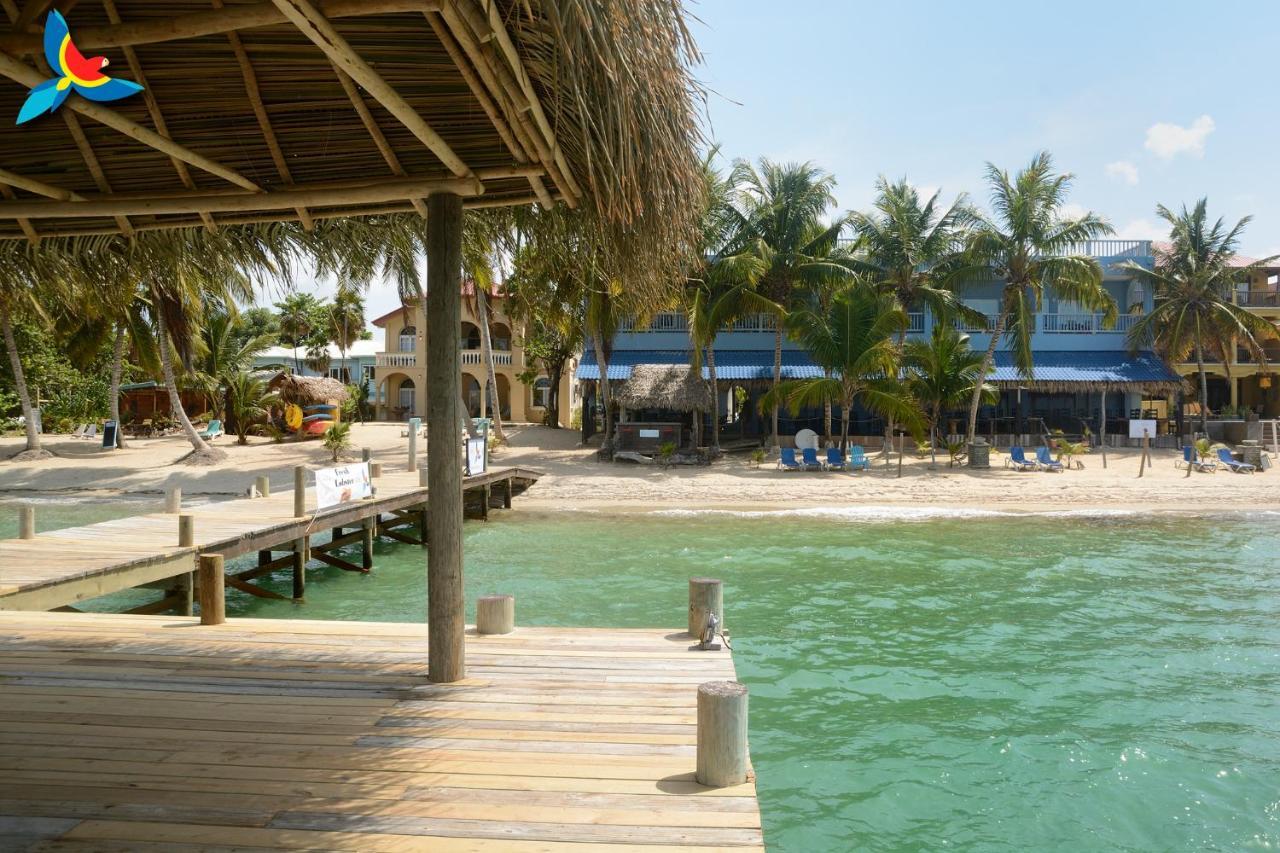 Parrot Cove Lodge Хопкинс Экстерьер фото